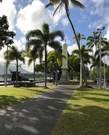 Hotels near Anzac Park