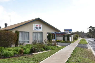 Kaniva Midway Motel Hotels near Australian Pinball Museum