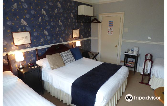 Maison Dieu Guest House