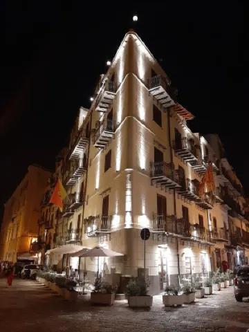 La Serenissima Hotel Hotels near Porta Felice