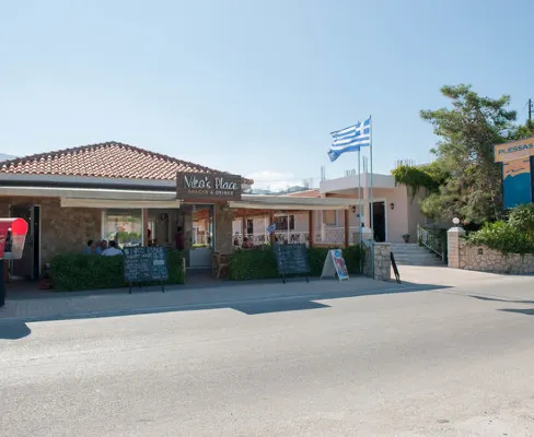 Hotel Plessas Palace - 3-Star