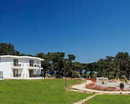 Hotel Sempati Hotels in Lapta