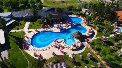 Howard Johnson Marinas & Resort Hôtels à : 