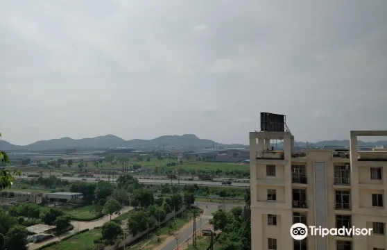 尼米拉那斯達利特套房酒店