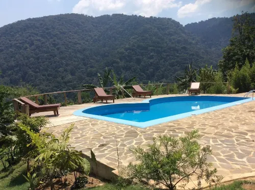Trackers Safari Lodge Bwindi Hotels in Bufumbira