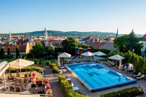 Hotel Sopron Hôtels à : Sopron