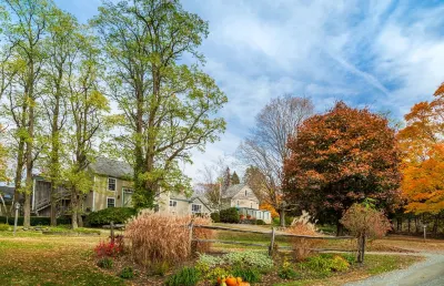 Chesterfield Inn Hotels in Dummerston