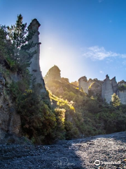 Putangirua Pinnacles