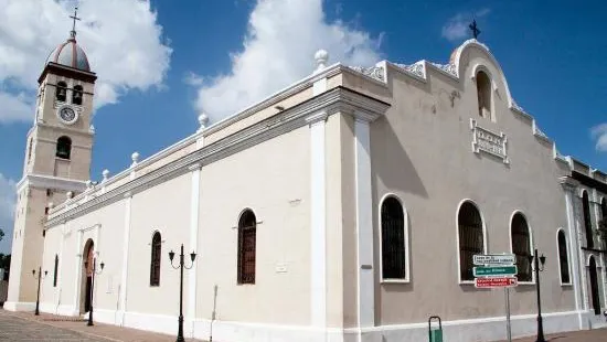 Catedral Del Santisimo Salvador De Bayamo