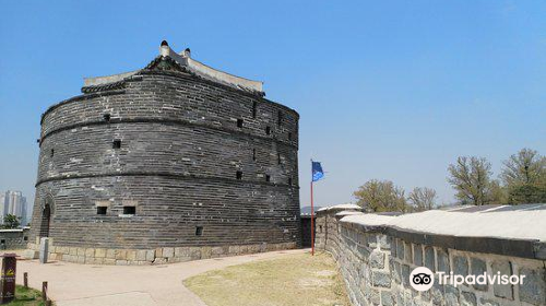 Suwon Hwaseong Fortress