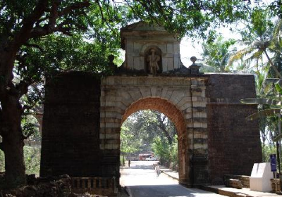 Viceroys Arch, Goa