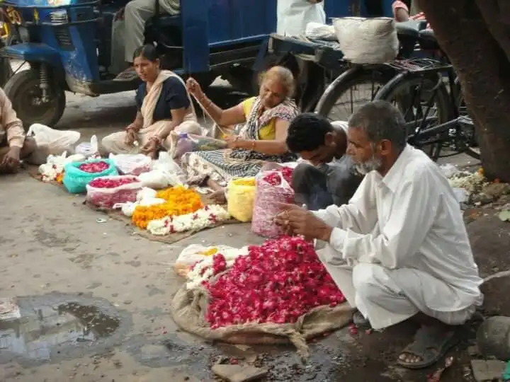 Hotels near Main Bazar