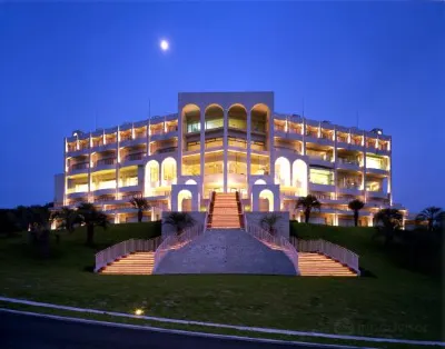 Cocopa Resort Club Hotels near Louvre Museum of Sculpture