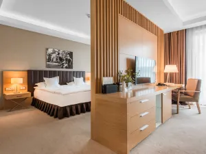 Tiffi Boutique Hotel