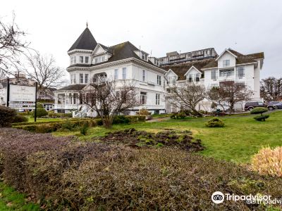Huntingdon Hotel and Suites