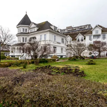 Huntingdon Hotel and Suites