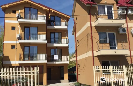 莉莉安納瑪瑪伊亞諾爾德別墅酒店