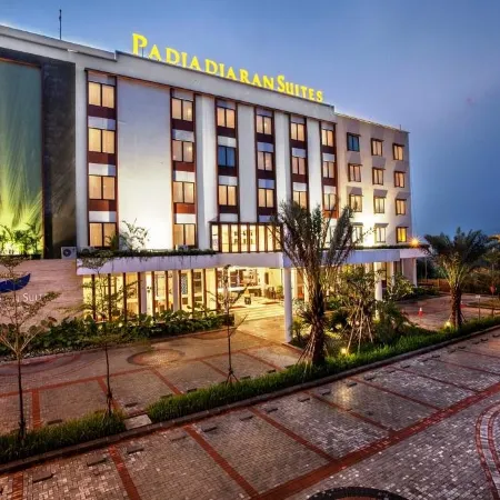 Padjadjaran Suites Resort and Convention Hotel