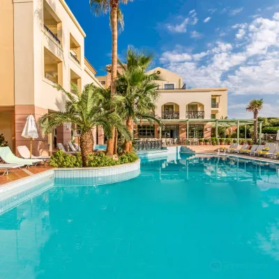 薩邁娜酒店 鄰近伊利亞修道院的酒店