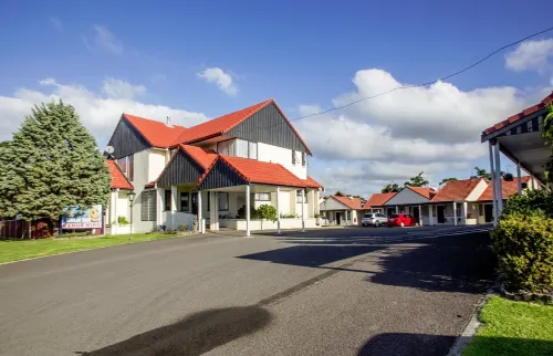Bennetts Thermal Motor Inn Hotels in Papamoa