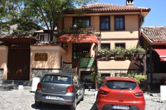 文藝復興廣場家庭酒店 酒店