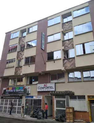 Hotel Confortel Hotels near CENTRO DE COMERCIO LA 15
