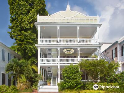 Island City House