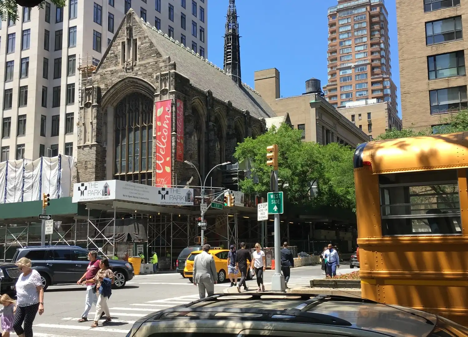 Hotels near Park Avenue Christian Church