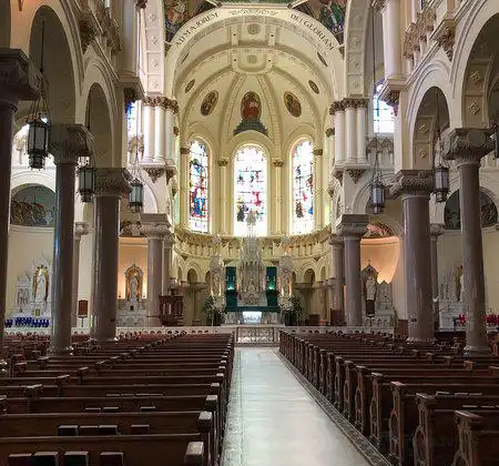Các khách sạn gần Sacred Heart Catholic Church