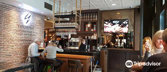 Cafe De Doktor