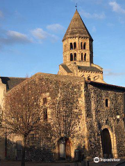 Church of Notre Dame in Saint-Saturnin