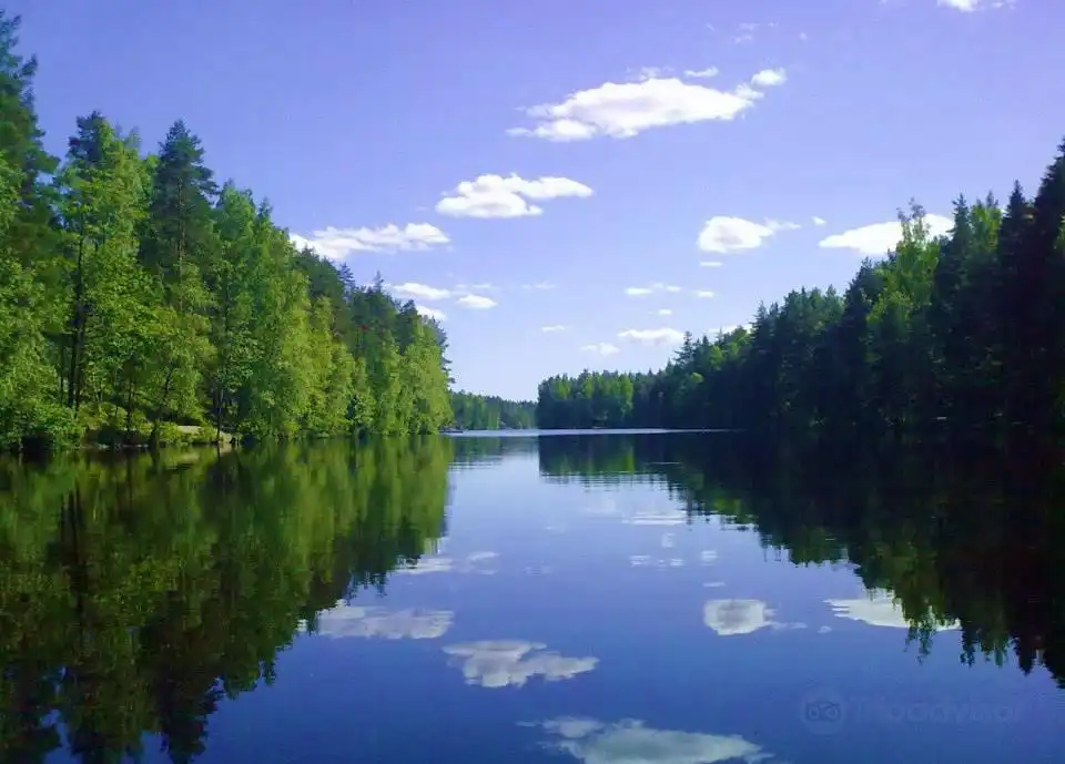 Kaitalampi Lake 주변 호텔