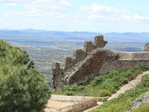 Montánchez Castle