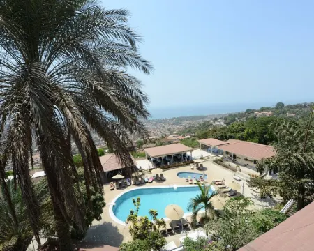 The Country Lodge Hotel Hotels in Freetown