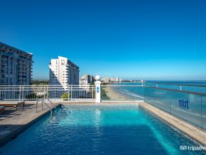 San Juan Water & Beach Club Hotel