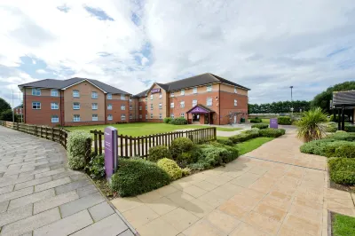 Premier Inn Doncaster Central East Hotels near B&M Home Store
