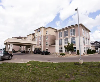 Best Western Plus South Edmonton Inn  Suites โรงแรมใน