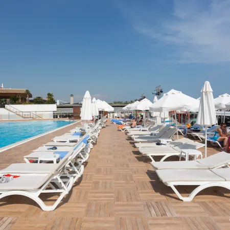 Throne Seagate Belek