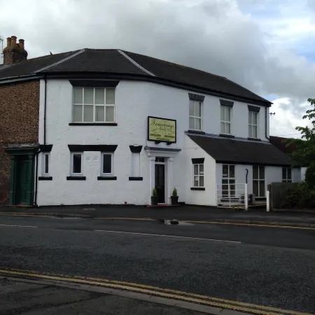 Fourways Guest House Отели в г. Ньюшем вит Брекенбро