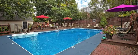 Blacksburg Bed & Breakfast Отели рядом с достопримечательностью «Политехнический университет Виргинии»