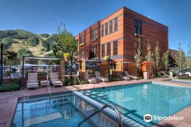 Hotel Jerome, Auberge Collection