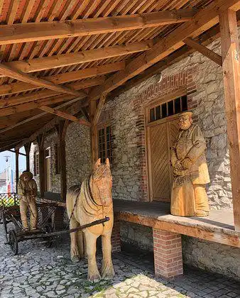 Hotels in Zarki