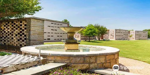 Moore Memorial Gardens