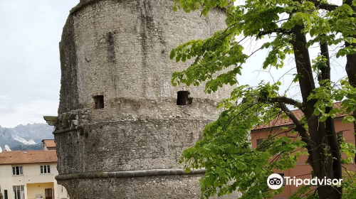 Tower of Castruccio Castracani