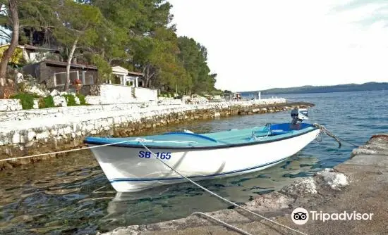 Lavdara Otok (Lavdara Island)