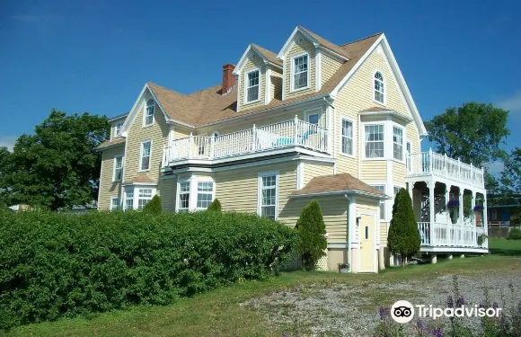 路易斯堡港住宿加早餐旅館