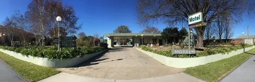 Holbrook Skye Motel
