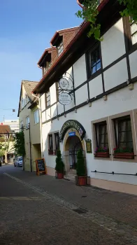 Marktschänke Hotels in der Nähe von Weingut Zumstein