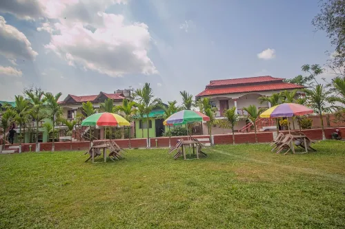 Hotel Red Sapphire Hotels in Bhensia
