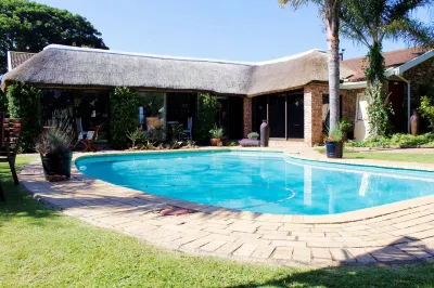 Amani Guest Lodge Hotels near Kragga Kamma Game Park